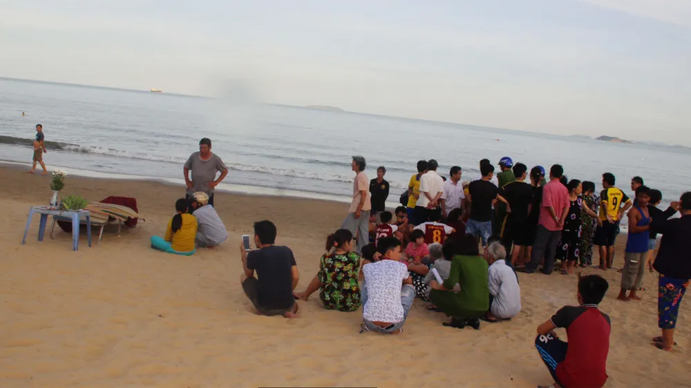Hiện trường người đàn ông xỉn rượu tắm biển bị đuối nước