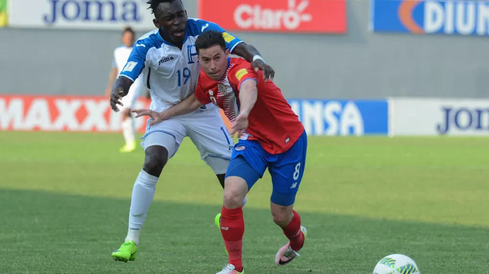 Costa Rica (trước) nhiều khả năng đánh bại Honduras.