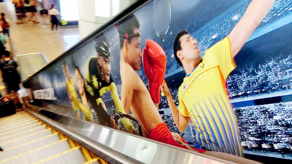 Không khí SEA Games 29 tràn ngập ở sân bay Kuala Lumpur - Malaysia Ảnh: DŨNG PHƯƠNG