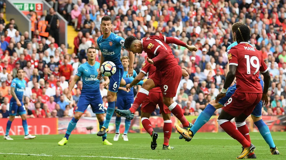 Roberto Firmino (giữa).