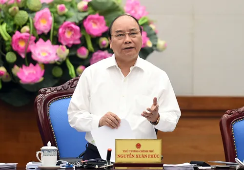 Thủ tướng Nguyễn Xuân Phúc chủ trì phiên họp Chính phủ thường kỳ tháng 8-2017. Ảnh: VGP