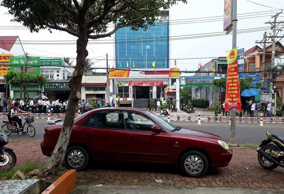 Một chi nhánh ngân hàng ở Đồng Nai bị cướp táo tợn ảnh 1
