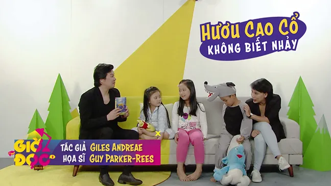 Thanh Bùi và Thùy Minh trong chương trình Giờ đọc trên HTV3