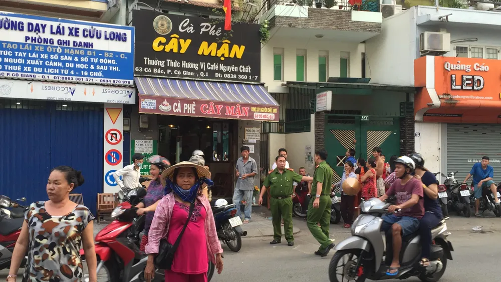 Công an Quận 1, TPHCM khám nghiệm hiện trường