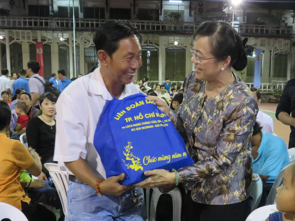 “Tết sum vầy” đầm ấm của 600 gia đình công nhân ảnh 1