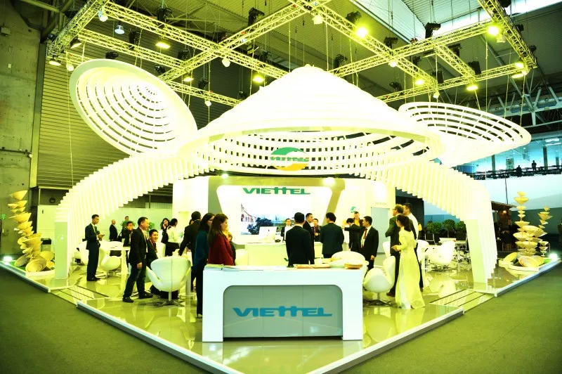 Gian hàng Viettel lấy ý tưởng từ nón Việt Nam nổi bật tại triển lãm