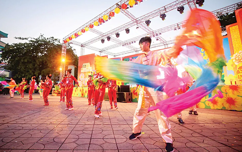 Rực rỡ sắc màu Nguyên tiêu ảnh 5