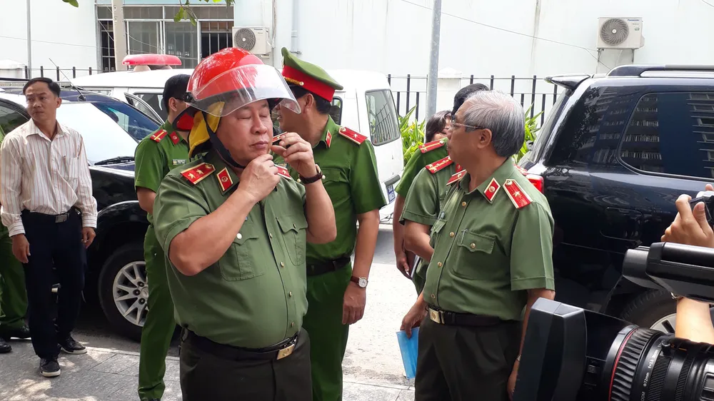 Cháy chung cư cao cấp ở TPHCM, 13 người tử vong, 28 người bị thương ảnh 2