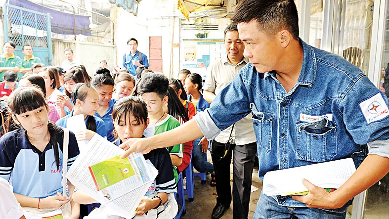 Lấy chuyên môn phục vụ cộng đồng ảnh 3