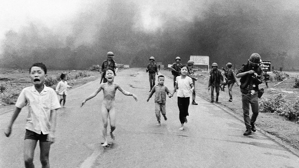 Nhiếp ảnh gia Nick Út: Quê hương một cõi đi về ảnh 2