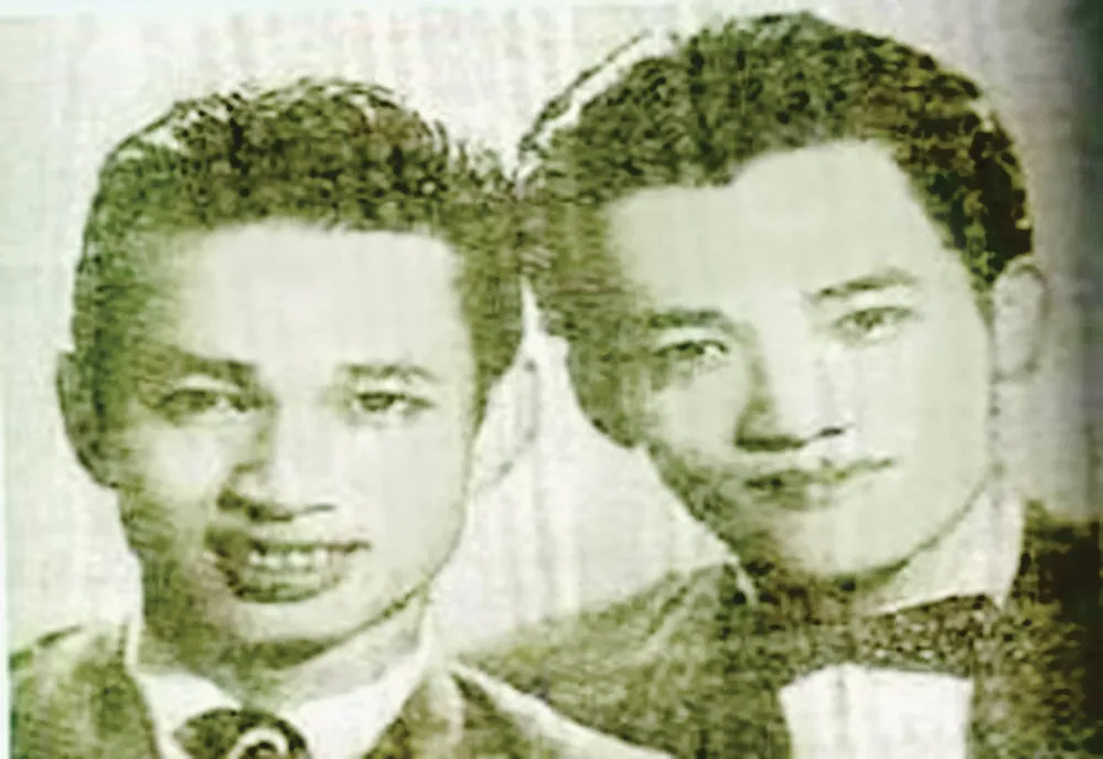 Soạn giả Hà Triều - Hoa Phượng