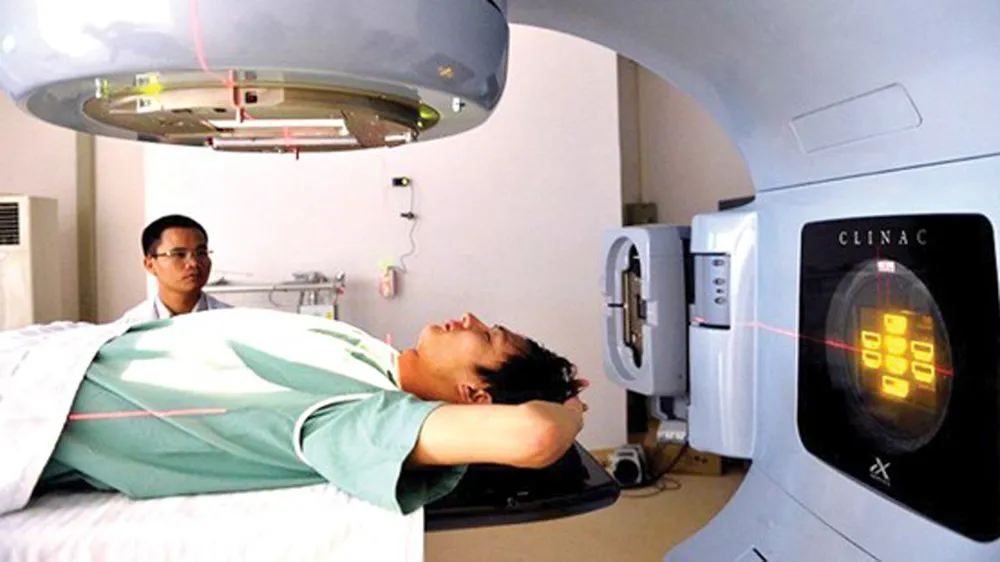 Vượt qua nỗi ám ảnh ung thư ảnh 1