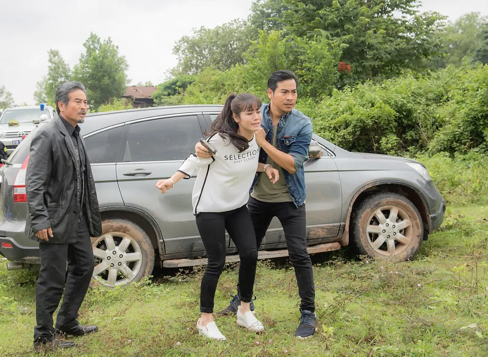 Con gái bố già - bộ phim thuộc thể loại hành động, hình sự đang  nhận nhiều phản hồi tích cực