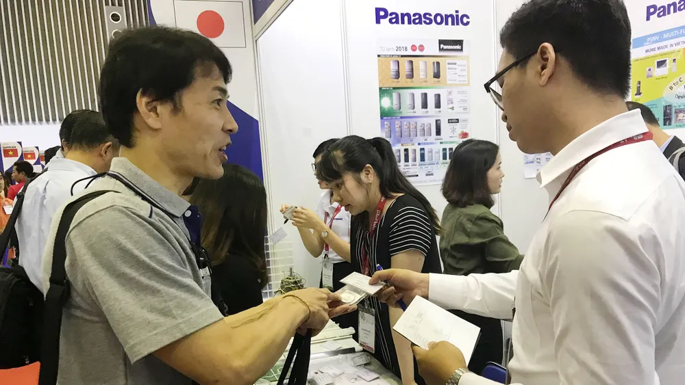 Các DN CNHT Việt Nam tăng cường kết nối DN FDI để tham gia  vào chuỗi sản xuất toàn cầu