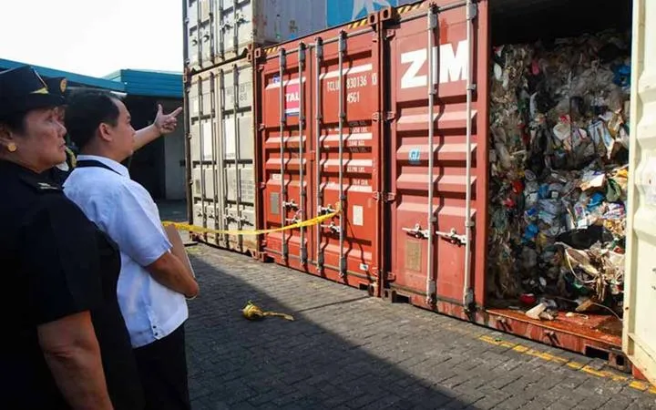 Philippines leo thang căng thẳng với Canada vì rác thải tái chế. Ảnh: Hải quan Philippines