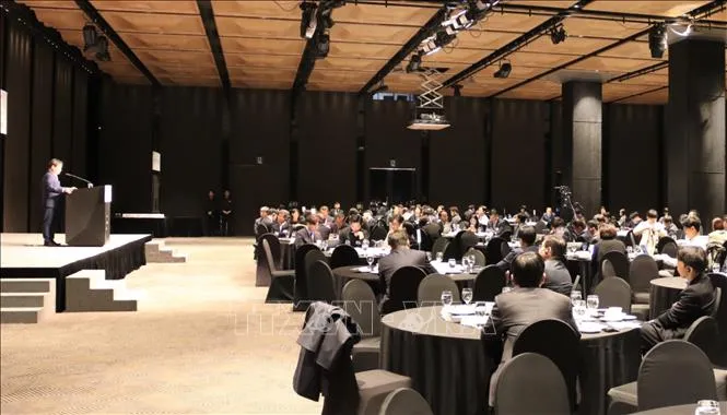 Hãng truyền thông NEWSIS tổ chức Diễn đàn kinh tế Việt Nam (The 1st Vietnam Economic Forum) nhằm giới thiệu tình hình phát triển kinh tế, môi trường đầu tư, cơ hội hợp tác giữa hai nước Việt - Hàn. Ảnh: TTXVN