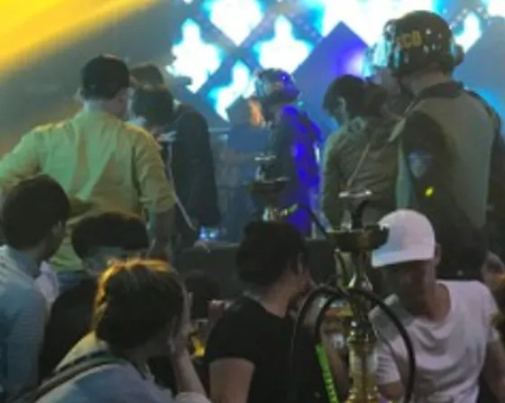  Công an kiểm tra quán bar ở Đồng Nai