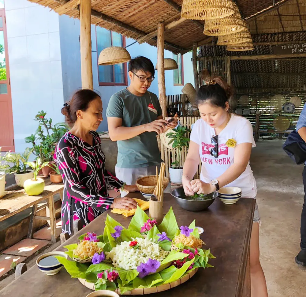 Khởi sắc du lịch cộng đồng ảnh 1