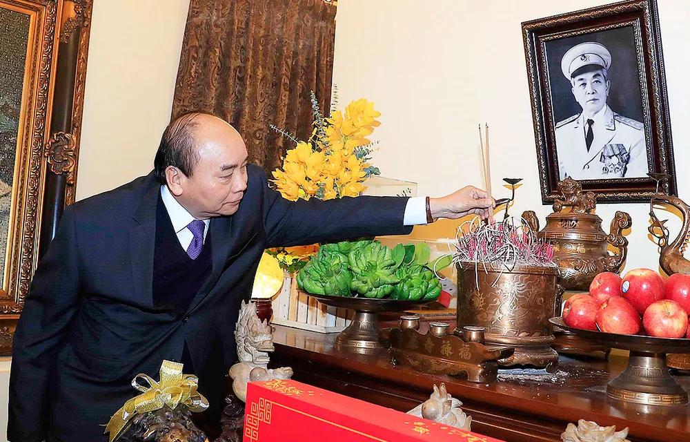 Thủ tướng dâng hương, tưởng nhớ các đồng chí lãnh đạo tiền bối của Đảng, Nhà nước ảnh 2