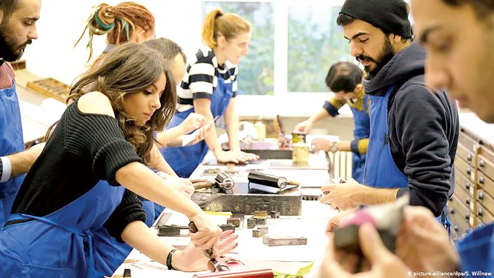 Châu Âu hy vọng thu hút nhân tài và lao động có kỹ năng từ người di cư 