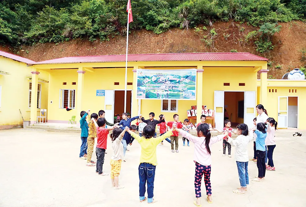 Tập đoàn Xây dựng Hòa Bình tài trợ xây điểm Trường Cốc Diển tại Bắc Kạn