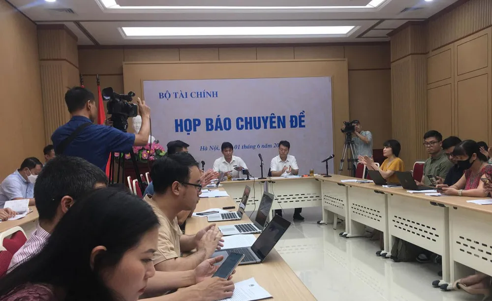 Bộ Tài chính tổ chức họp báo chuyên đề về kết quả triển khai hóa đơn điện tử (HĐĐT) trên phạm vi toàn quốc. Ảnh: Vietnam+