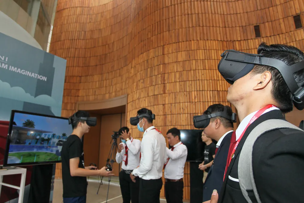 Ứng dụng công nghệ thực tế ảo (VR) vào nhà mẫu  giúp khách hàng tìm hiểu rõ hơn về dự án đầu tư