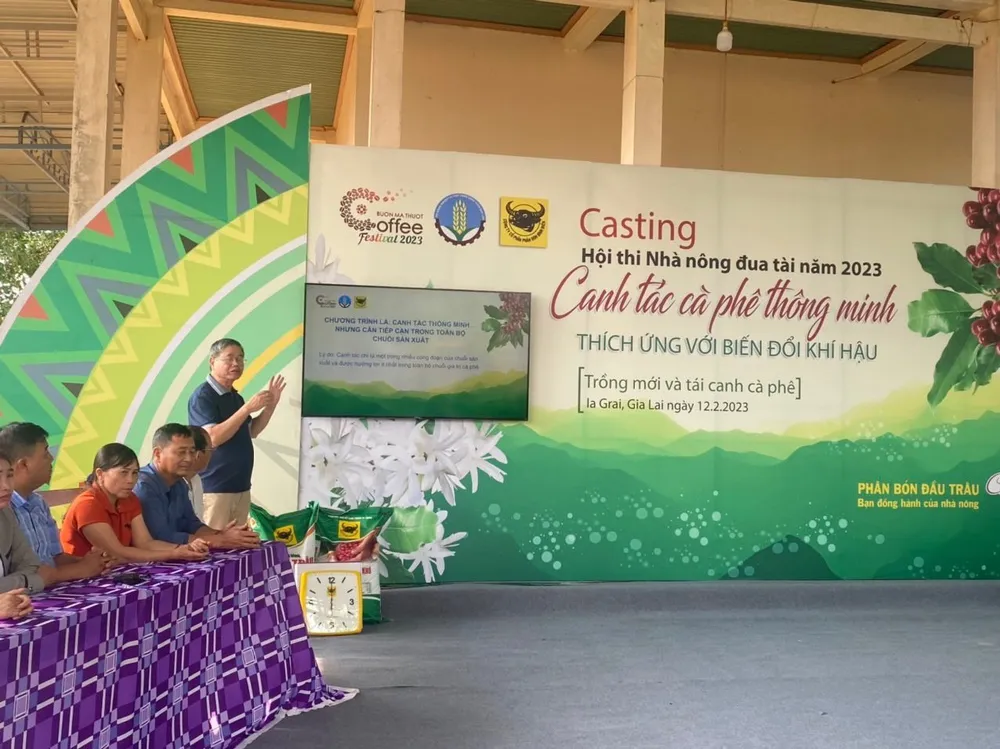 Đoàn công tác của Bình Điền phối hợp với Ban tổ chức Hội thi Nhà nông đua tài tuyển chọn và tập huấn cho các đội thi chuẩn bị cho Hội thi Nhà nông đua tài với chủ đề “Canh tác cà phê thông minh thích ứng với biến đổi khí hậu” tại Lễ hội Festival cà phê Buôn Ma Thuột lần thứ 8, năm 2023