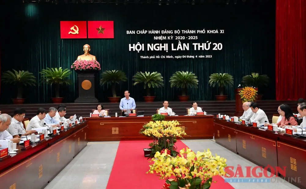 Ban Chấp hành Đảng bộ TPHCM khóa XI (nhiệm kỳ 2020-2025) tổ chức hội nghị lần thứ 20 (mở rộng). Ảnh: VIỆT DŨNG