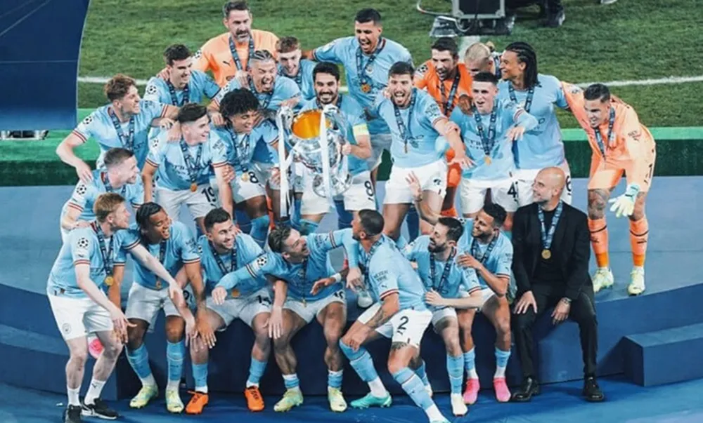 Pep thư giãn tận hưởng hạnh phúc đoạt Champions League sau 12 năm ròng rã nỗ lực