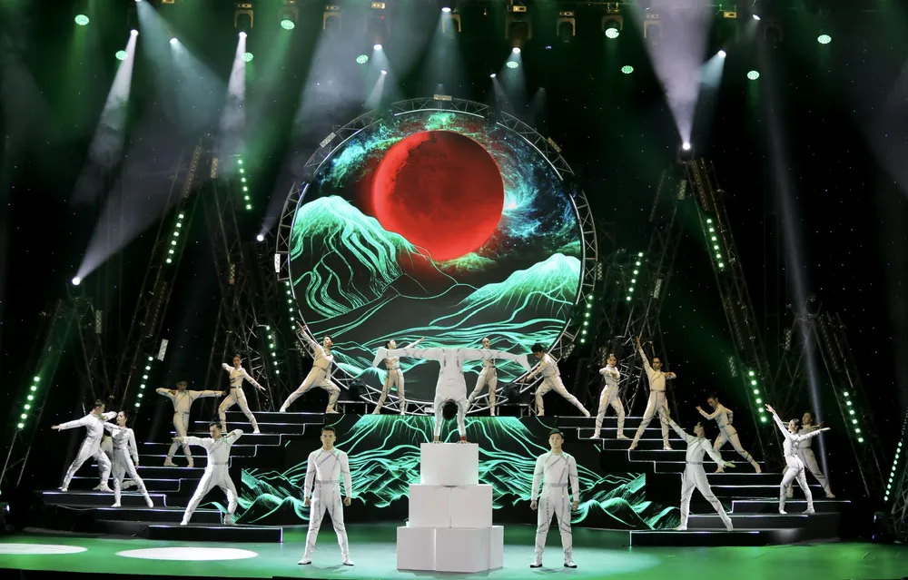 Xiếc múa “Giấc mơ Phù Đổng”