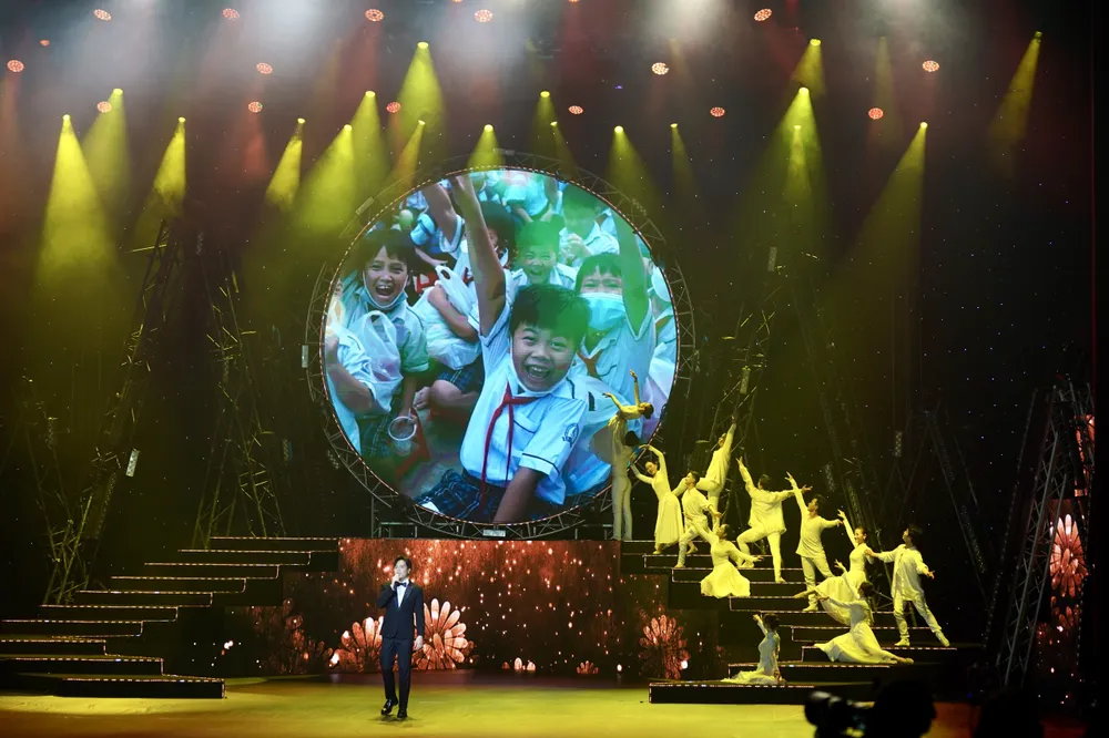 Nhà sản xuất – nhạc sĩ Hứa Kim Tuyền với ca khúc “Người gieo mầm xanh”