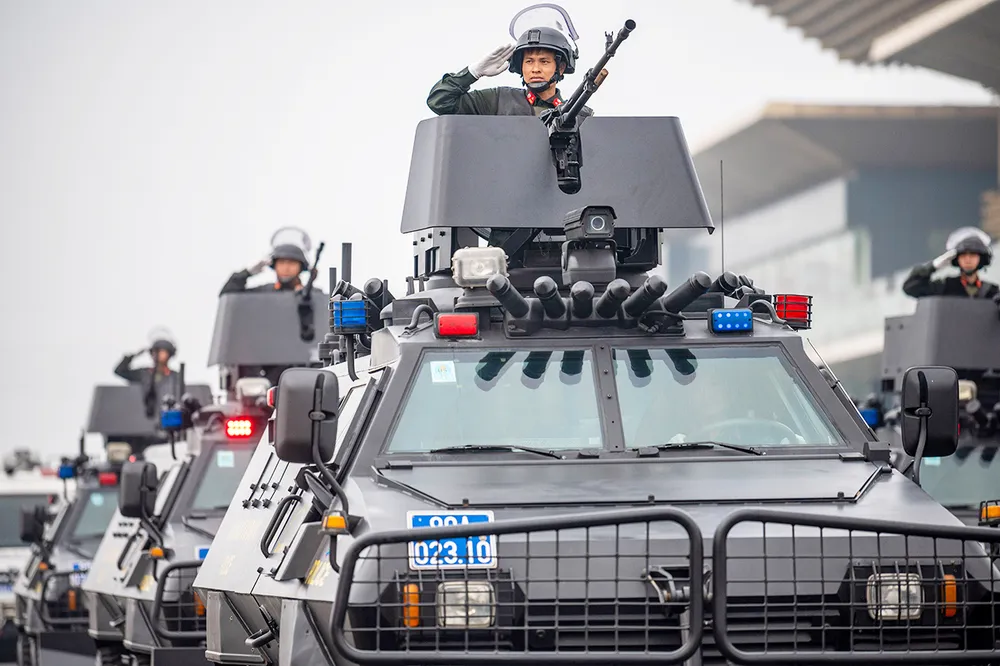 Anh12-Co dong 12.jpg