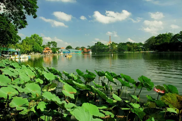 Lễ hội “sắc màu năm châu” dịp lễ 30-4, 1-5 tại công viên văn hóa Đầm Sen ảnh 1