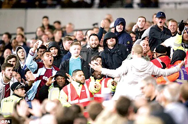 Lễ hội Laetare: Đẹp, đau  và đắt ảnh 1