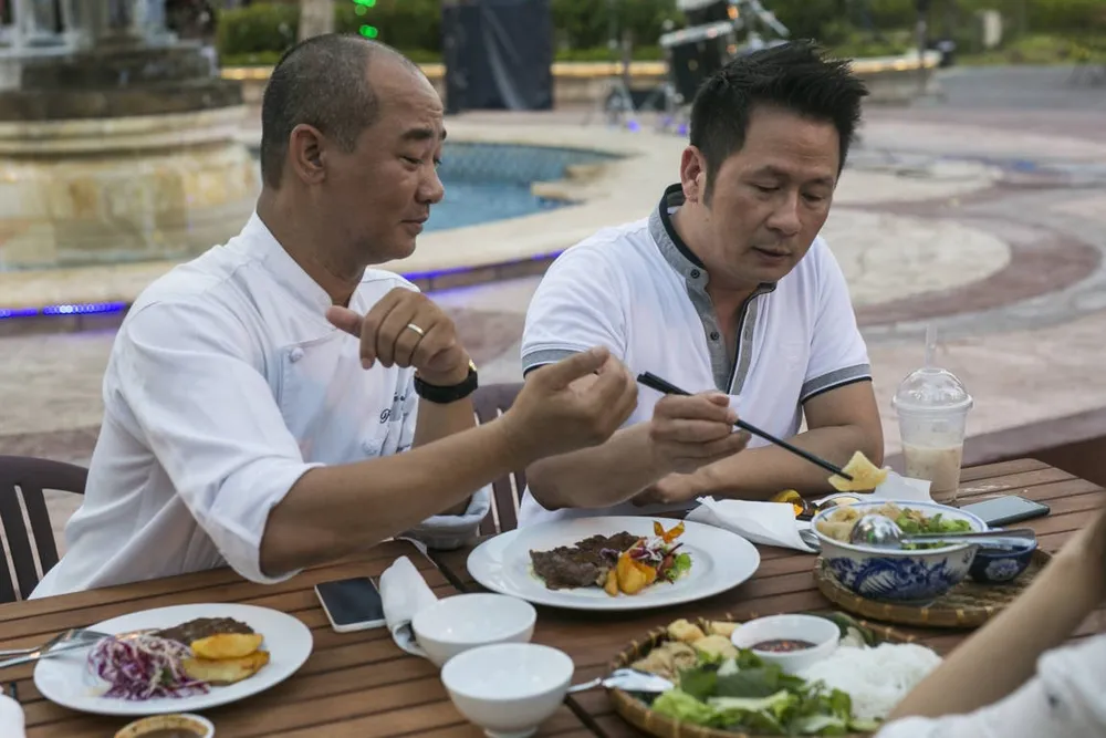 Bật mí điểm đến ẩm thực mới lạ và hấp dẫn nhất Đà Nẵng hè này ảnh 2