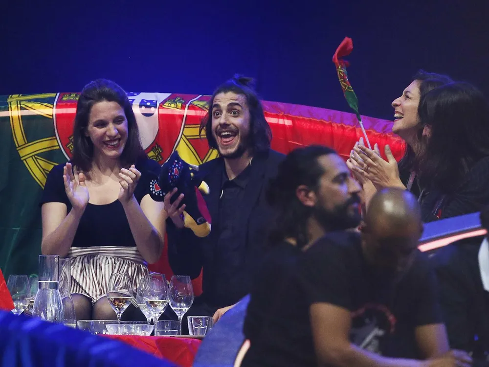 Đại diện Bồ Đào Nha giành ngôi quán quân Eurovision 2017 ảnh 2
