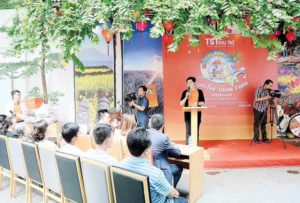 TST tourist tung tour 4 sao giá khuyến mãi sốc ảnh 1