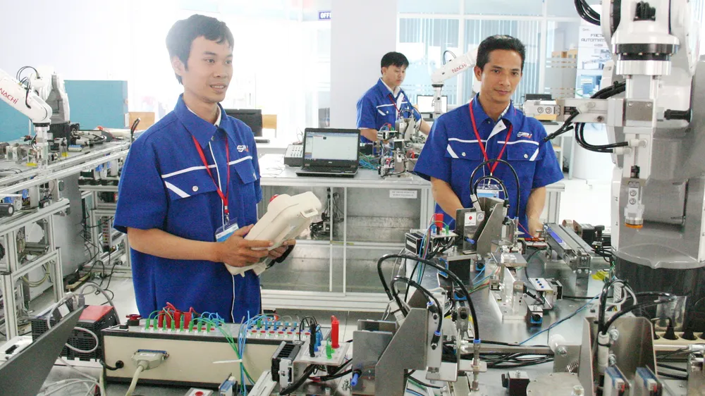 Nguồn nhân lực Việt trước ngưỡng cửa 4.0 ảnh 1