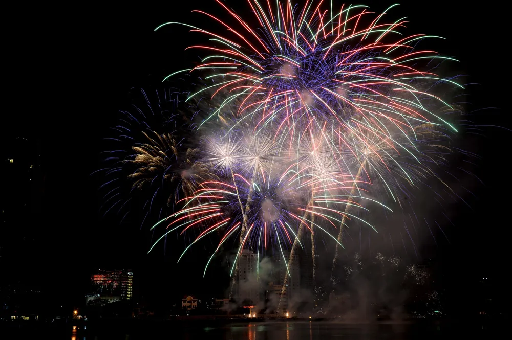 Kết hợp nhiều thể loại nhạc, màn pháo hoa của đội Nhật sẽ kể câu chuyện gì? ảnh 4