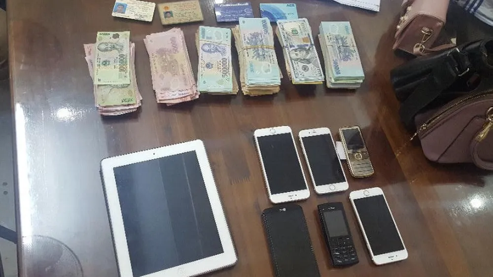 Triệt phá đường dây cá độ bóng đá 200 tỷ đồng ảnh 2