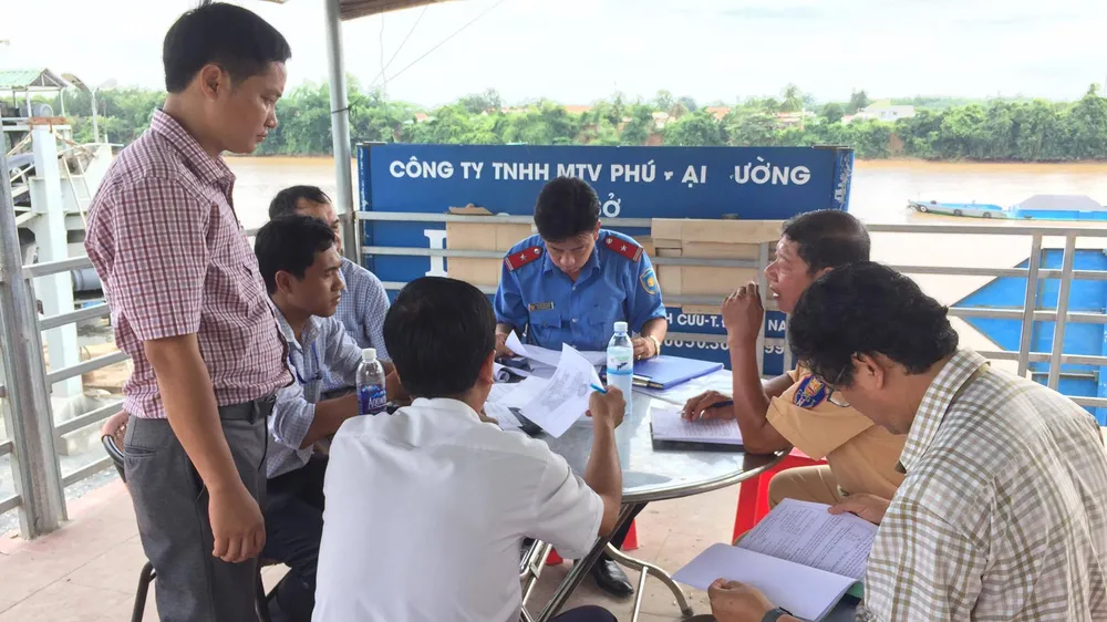 Đồng Nai đình chỉ hoạt động 9 bến thủy nội địa không phép ảnh 1