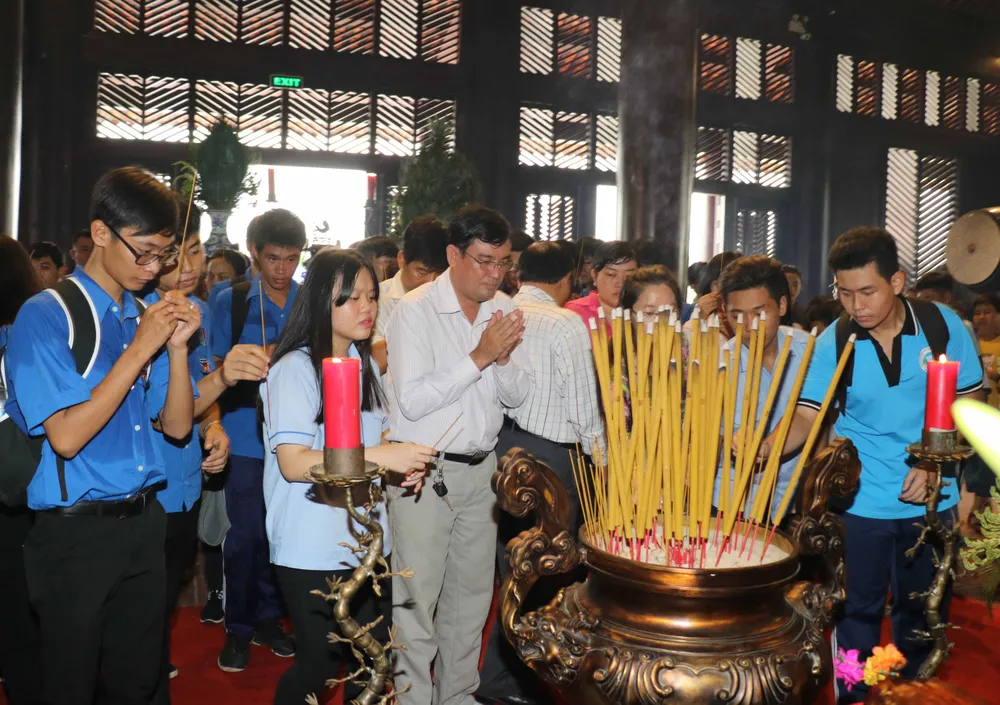 TPHCM tổ chức Lễ Giỗ lần thứ 317 Đức Lễ Thành Hầu Nguyễn Hữu Cảnh  ảnh 1