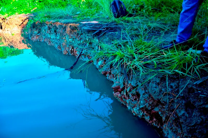 5 căn nhà sạt lở nghiêm trọng trong đêm ảnh 3