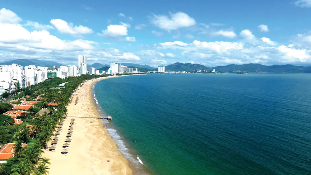 Nha Trang - Viên ngọc xanh quyến rũ ảnh 4