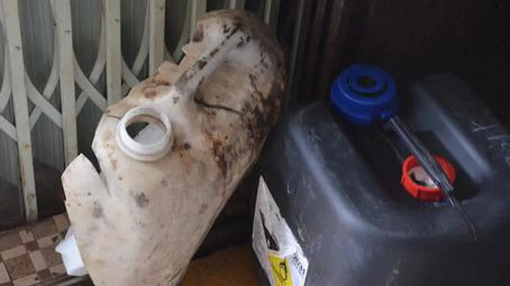 Bắt khẩn cấp người đàn ông tạt axit khiến 4 người bị thương ảnh 2