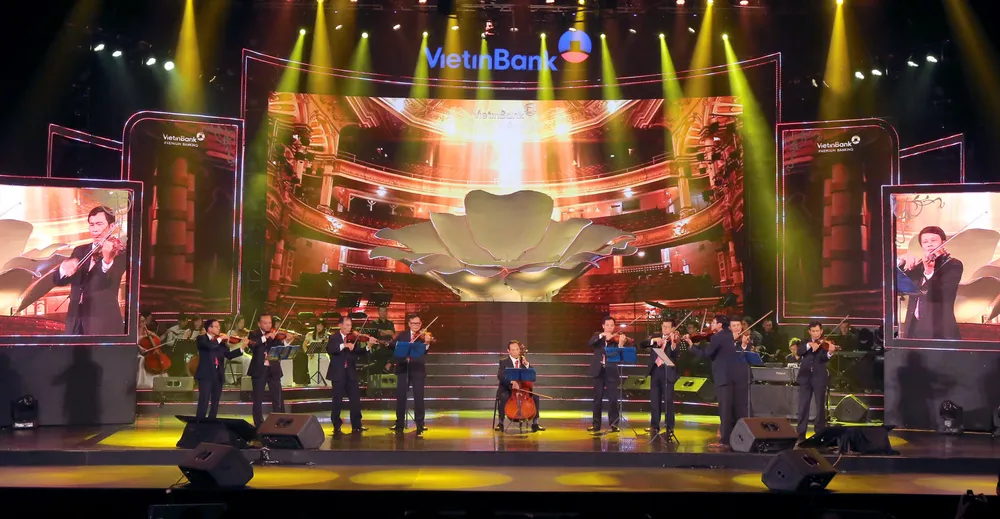 Nghệ sĩ Việt kể câu chuyện âm nhạc “Như những đóa hoa” ảnh 8