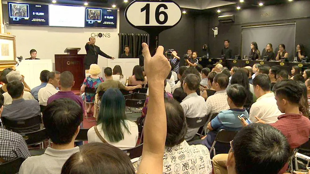 Sàn đấu giá nghệ thuật chỉ là ngón nghề làm ăn mới! ảnh 2