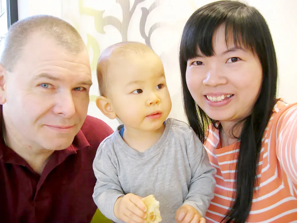 Làm dâu xứ người ảnh 1