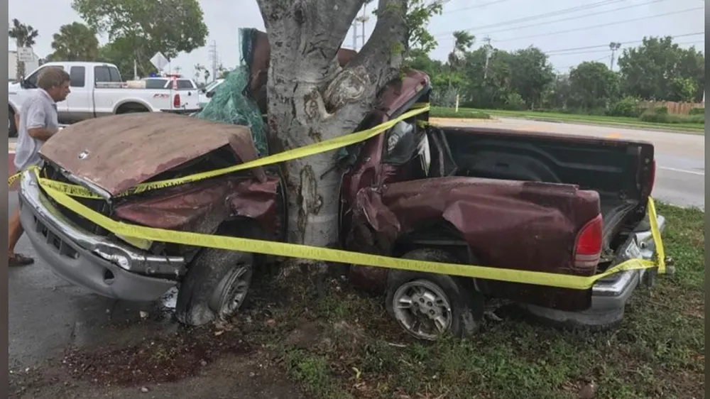 Bão Irma quét qua, các thành phố lớn bang Florida chìm trong nước biển ảnh 3